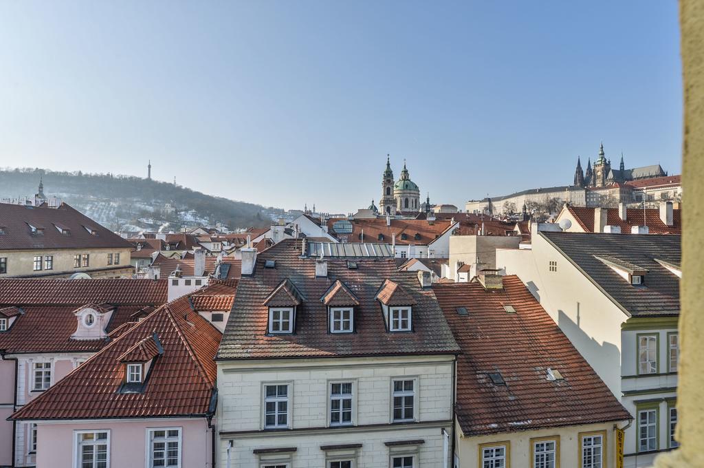 Amazing Charles Bridge Apartment 프라하 외부 사진