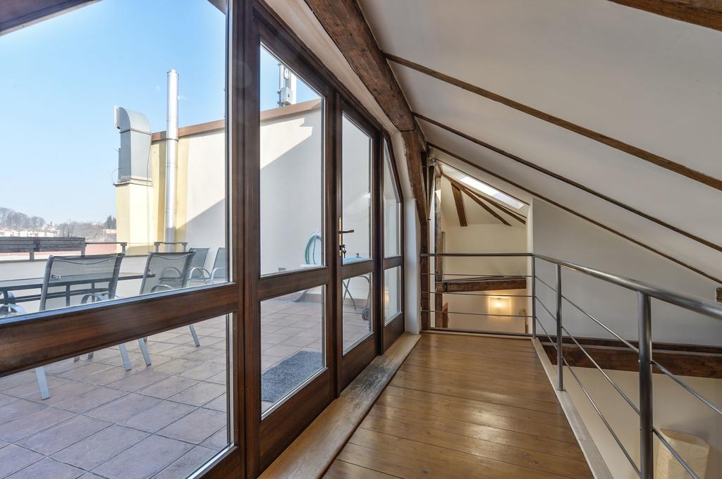 Amazing Charles Bridge Apartment 프라하 외부 사진